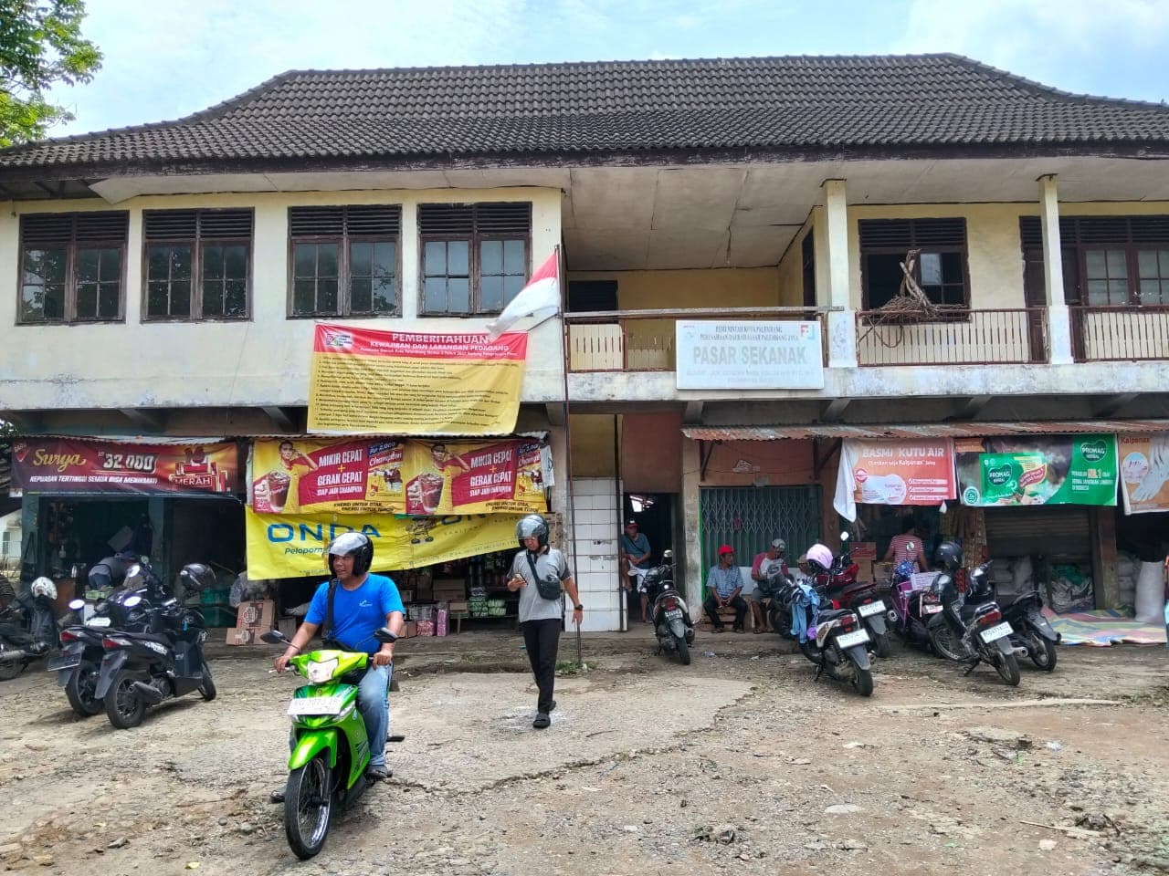 Pasar Sekanak