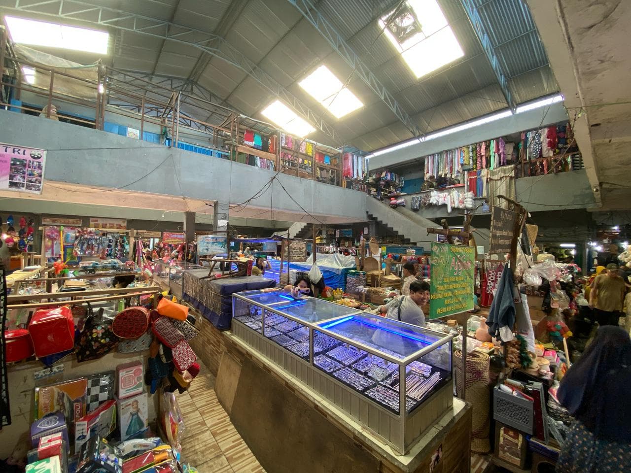 Pasar Silaberanti